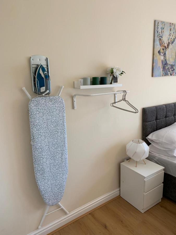 Smeaton Serviced Accommodation Liverpool Buitenkant foto