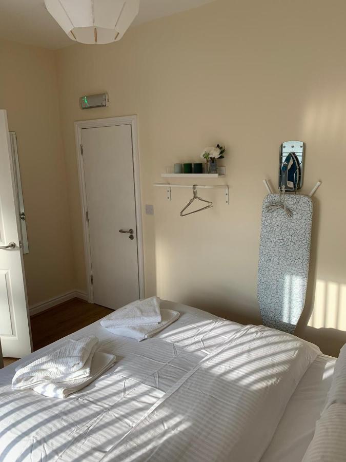 Smeaton Serviced Accommodation Liverpool Buitenkant foto
