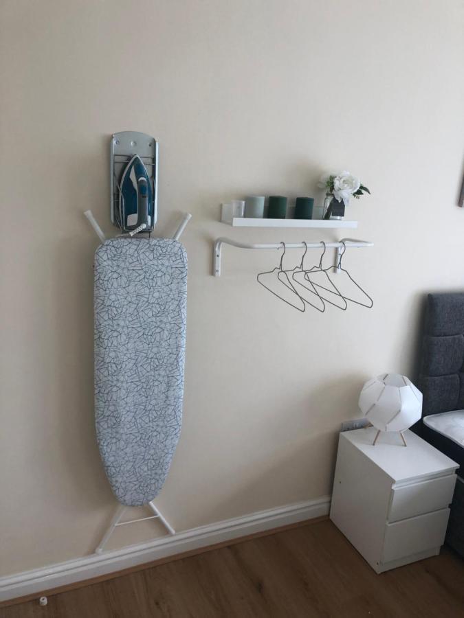 Smeaton Serviced Accommodation Liverpool Buitenkant foto