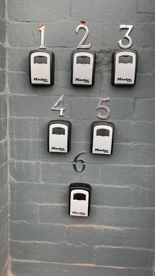Smeaton Serviced Accommodation Liverpool Buitenkant foto